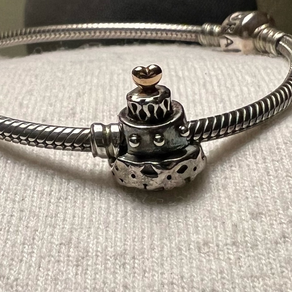 Pandora Silver Bracelet with Cake Charm - Picture 4 of 4